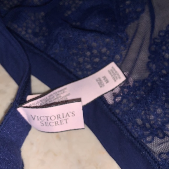 Victoria’s Secret’s bundle - Picture 9 of 11